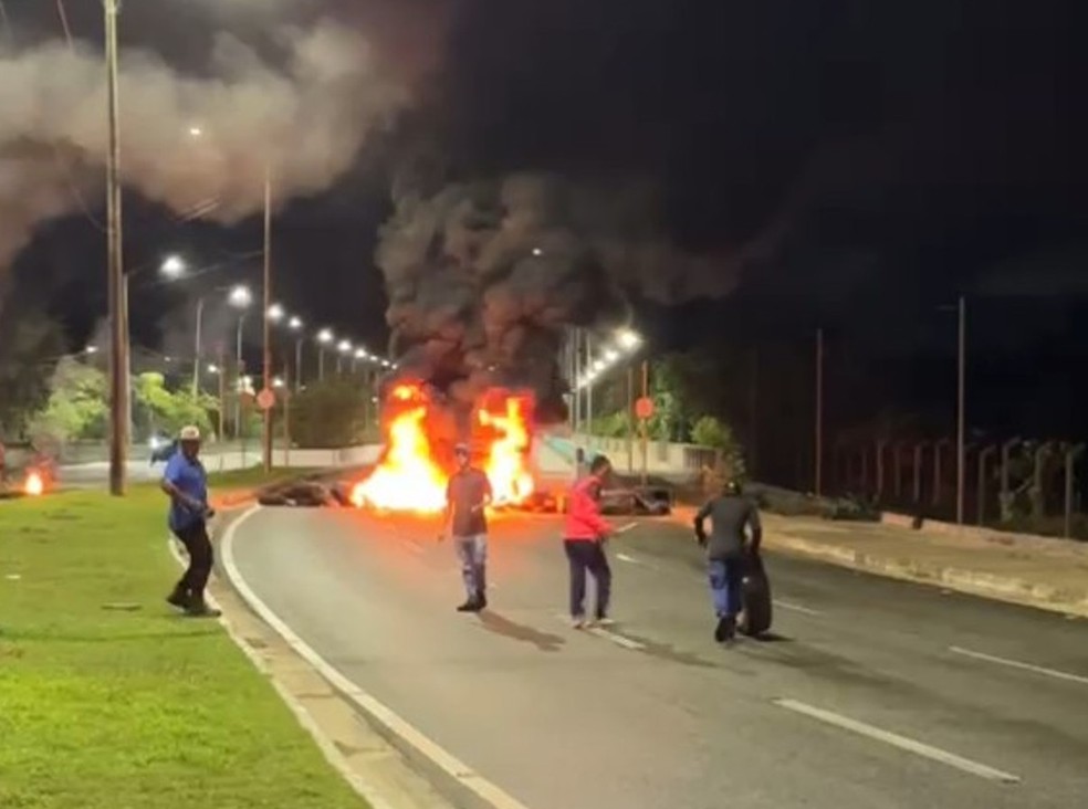 Protesto durante tentativa de ocupação fecha Via Expressa em São Luís