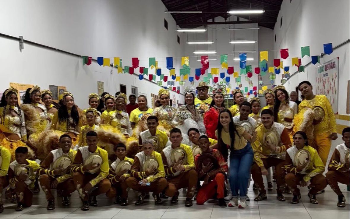 Natália do Júnior Garimpeiro participa do batizado da Quadrilha Rainha do Sertão na zona rural de São Luís