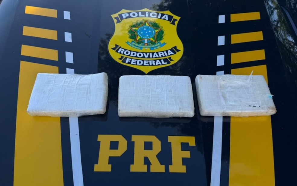 PRF apreende 3,5 kg de cocaína durante fiscalização na BR-226, em Caxias