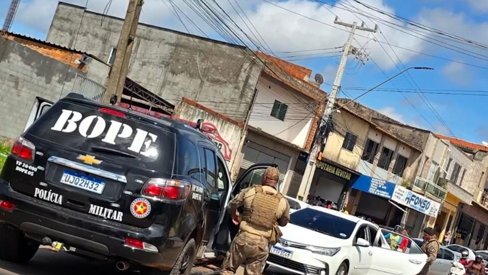 Operação policial prende 15 suspeitos de envolvimento em ataque brutal no Maranhão