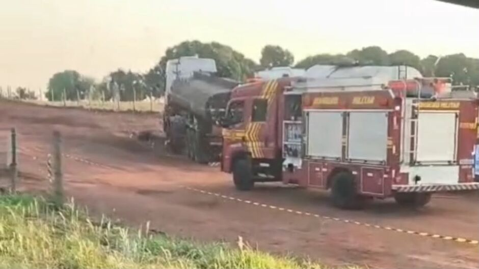 Jovem de 20 Anos Morre Após Cair em Caminhão-Tanque no Interior de MS