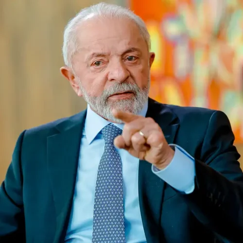 Declaração de Lula sobre celulares roubados provoca debate entre apoiadores e críticos