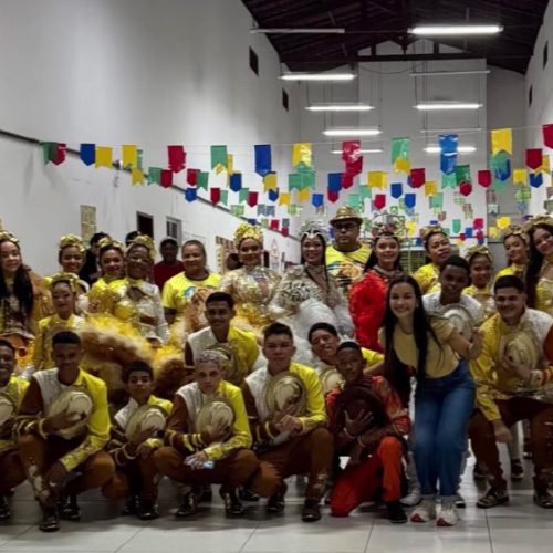 Natália do Júnior Garimpeiro participa do batizado da Quadrilha Rainha do Sertão na zona rural de São Luís