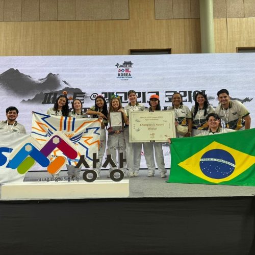 Tecnologia Maranhense Conquista o Mundo: Alunas de São Luís Levam Cobiçado Prêmio de Robótica na Ásia