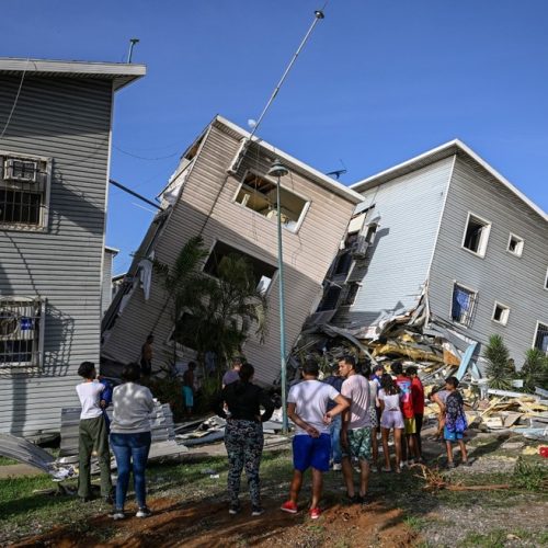 Número de mortos em terremotos na Venezuela sobe para 589; resgates continuam