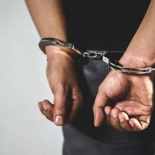 Homem é preso em Grajaú após tentar levar filha à força e reagir contra policiais
