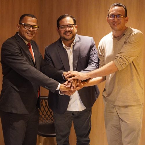Dr. Orlando fortalece caminhada rumo à Câmara Federal com apoio do vereador Kaic e de Dr. Maurício Alves em Timon.