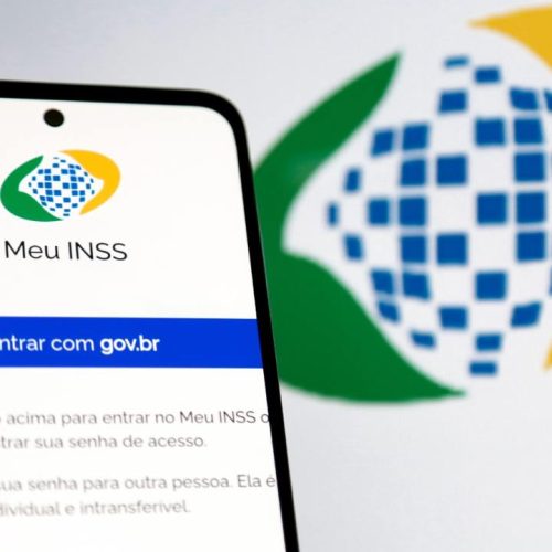 Nova regra do INSS impede duplicidade de pedidos e tenta desafogar fila de 2,7 milhões