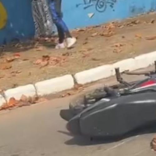 Jovem morre em grave acidente entre motocicleta e caminhão-cegonha em São Luís