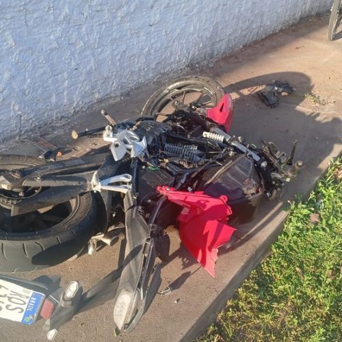 Motociclista fica gravemente ferido após colisão com carro na Estrada da Raposa